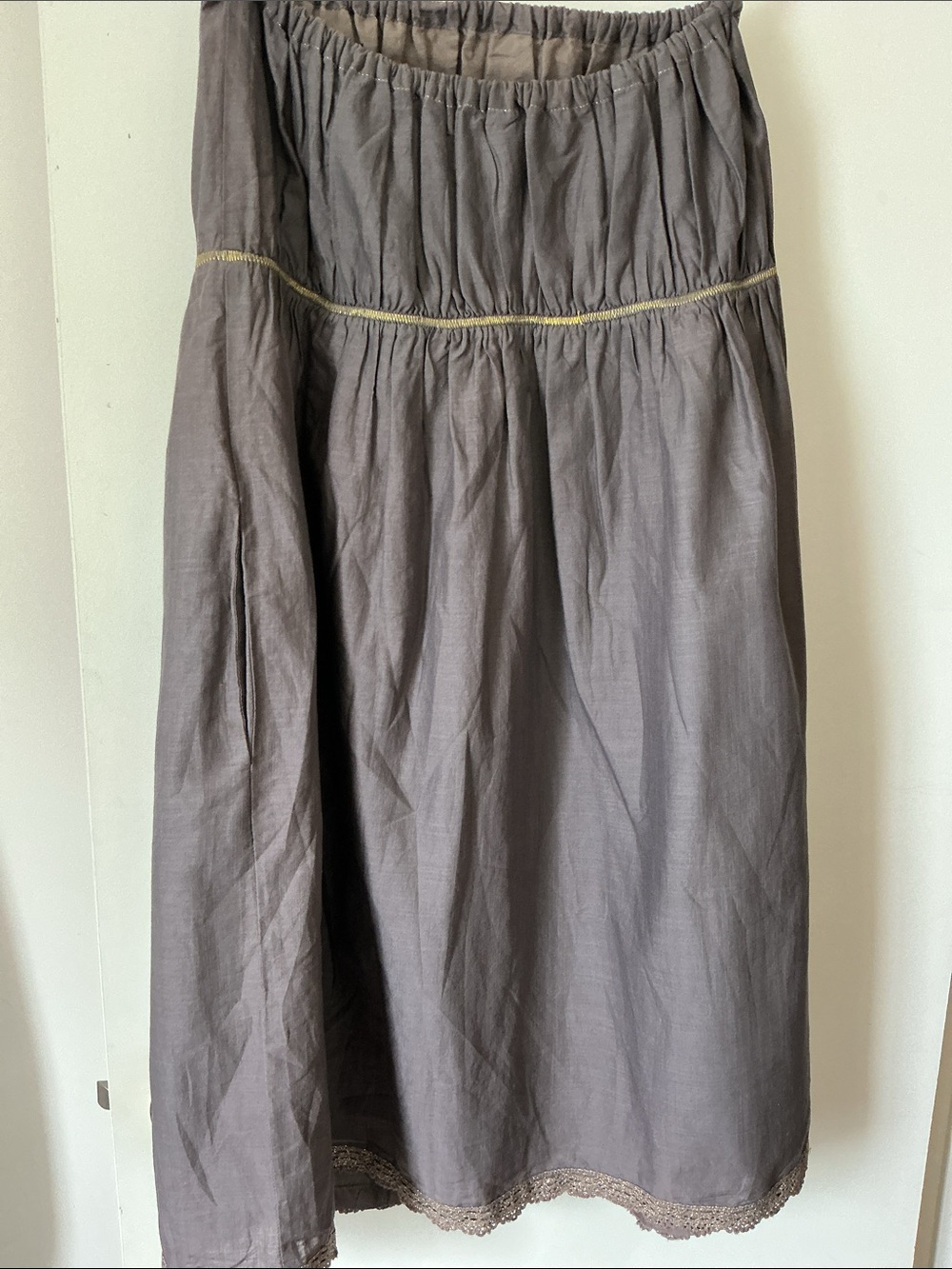 FEI FROM ANTHROPOLOGIE Strapless Brown Midi Dress with hint of gold hue Lace Hem - Picture 3 of 7